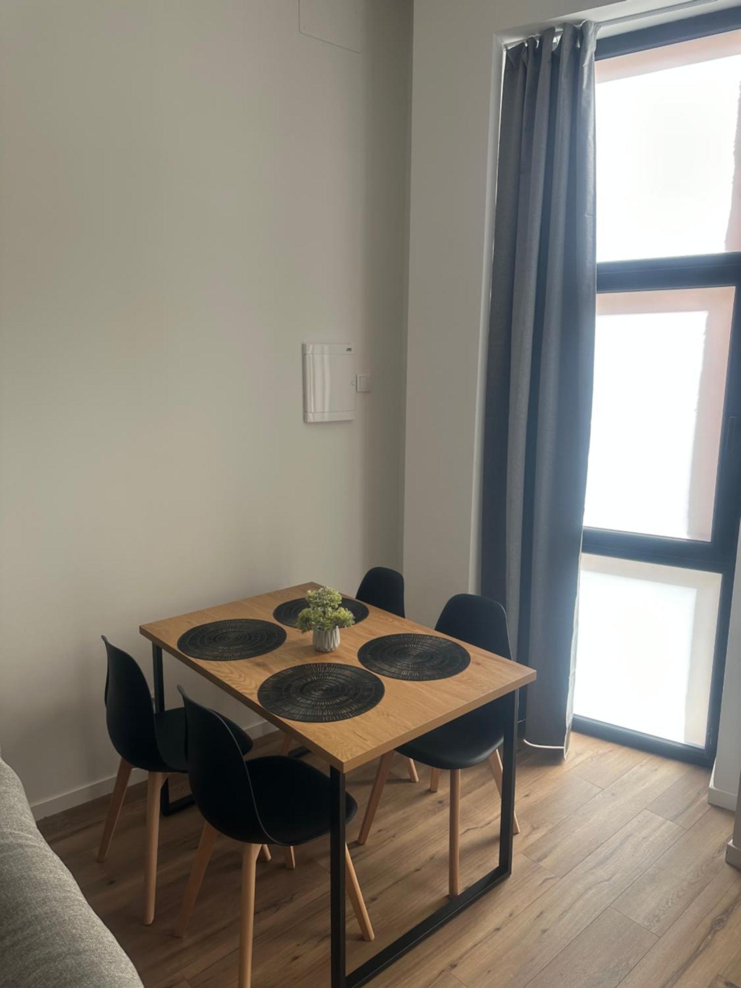 Portobeach Valencia Suites Exteriör bild