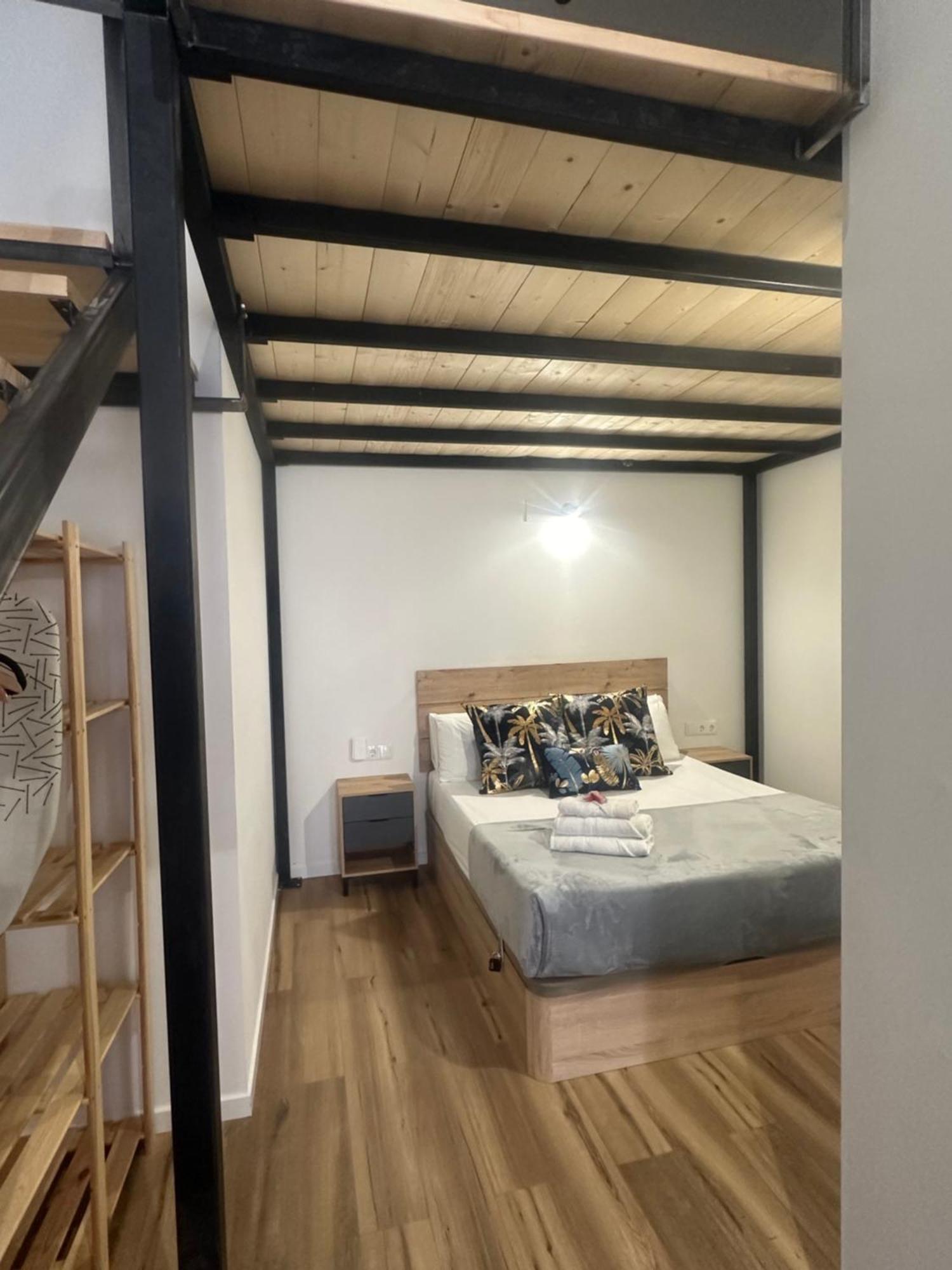 Portobeach Valencia Suites Exteriör bild