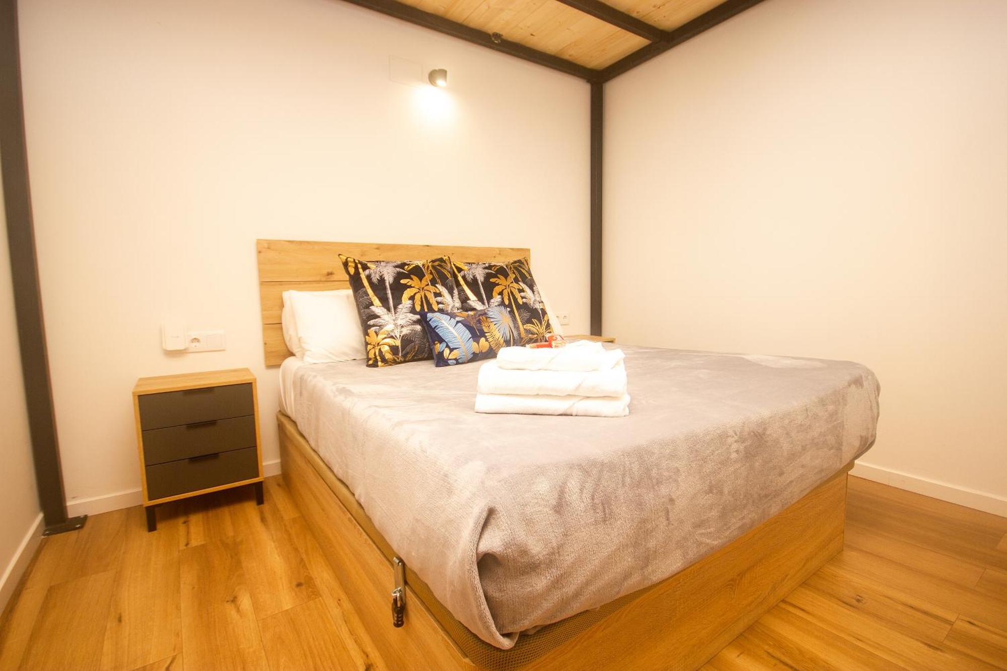 Portobeach Valencia Suites Exteriör bild