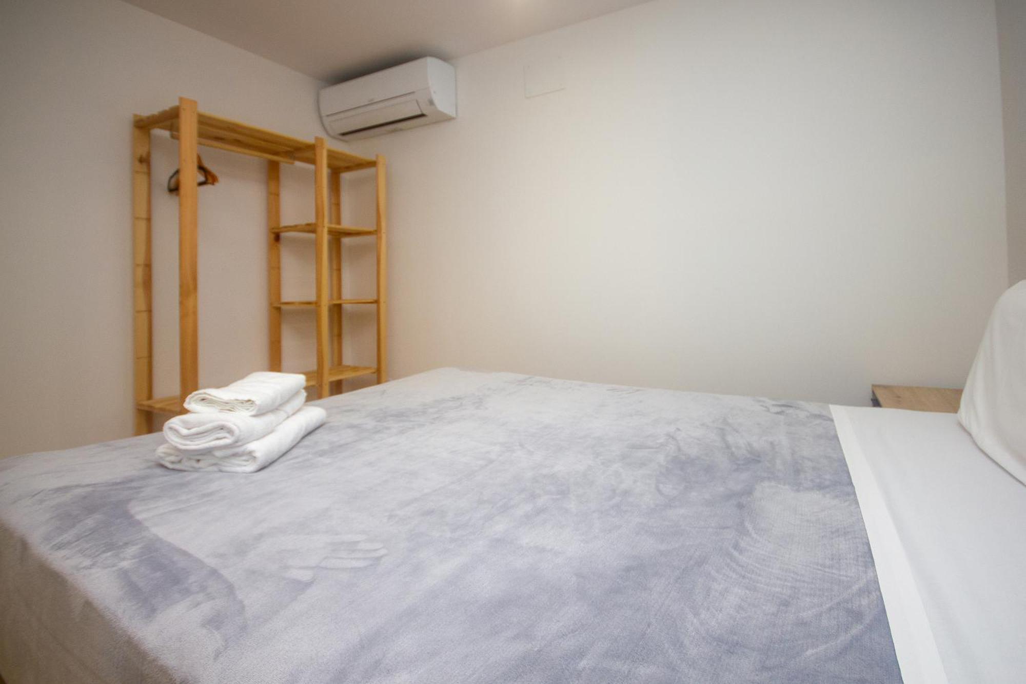 Portobeach Valencia Suites Exteriör bild