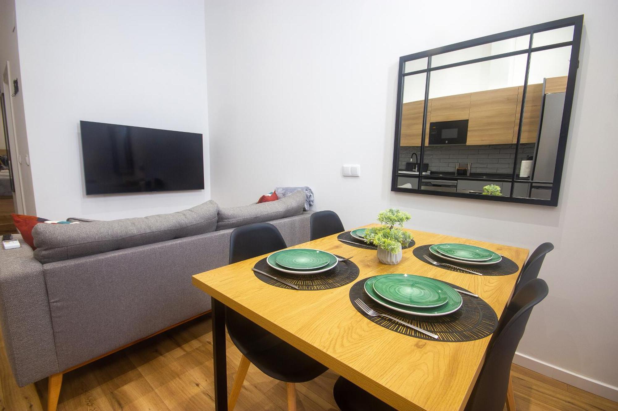 Portobeach Valencia Suites Exteriör bild